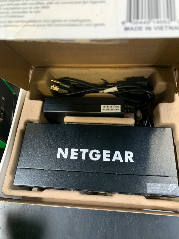 Photo 1 of NETGEAR MS510TXUP 8-Port PoE++ Smart Managed Switch