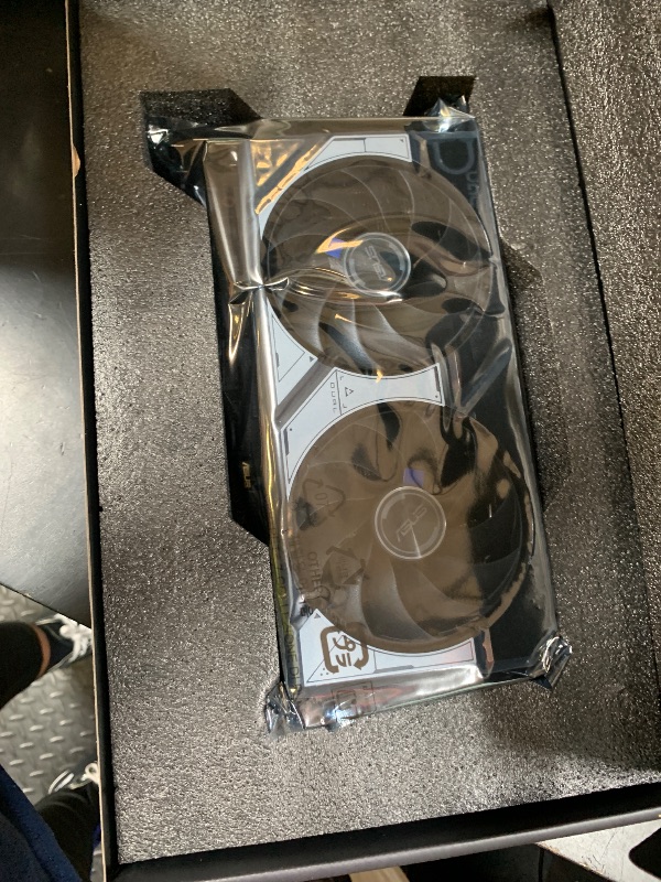 Photo 1 of ASUS ROG Astral NVIDIA GeForce RTX 5090 32GB GDDR7 BTF OC Graphics Card
