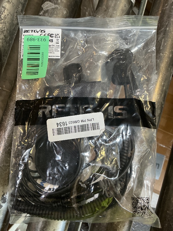 Photo 1 of Retevis Two Way Radio Headset with Mic, Black