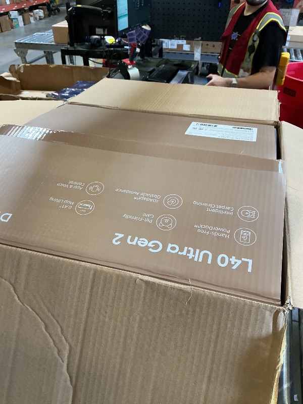 Photo 1 of dreame L40 Ultra Gen 2 Robot Vacuum & Mop