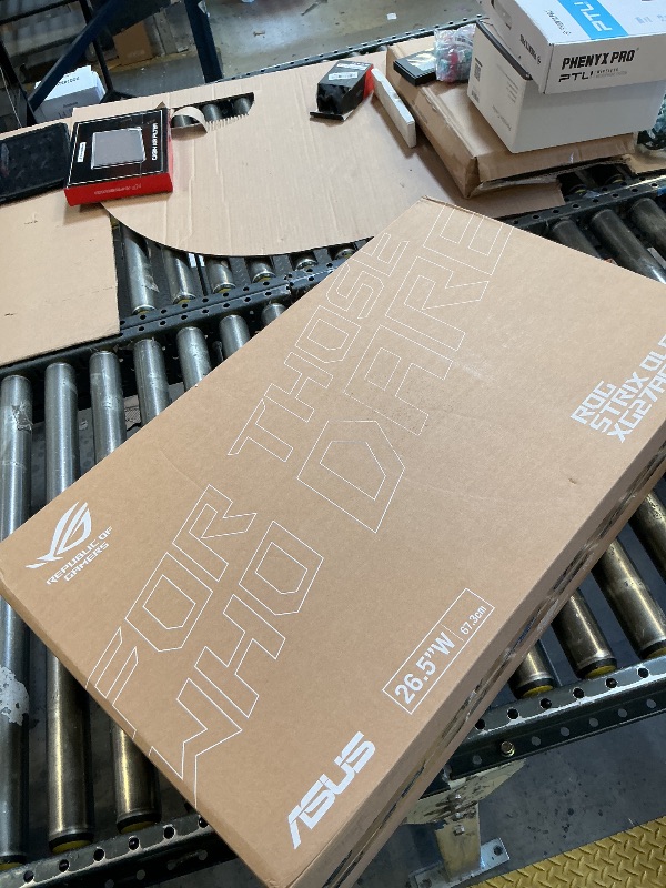 Photo 1 of ASUS ROG XG27AQDMGR 27" QHD 240Hz OLED Gaming Monitor