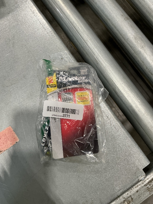 Photo 1 of [MUST RESET CODE] Master Lock 1534D Combination Padlock