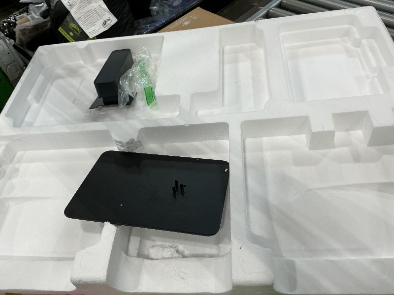 View 4 of [HEAVILY USED] LG 32" QHD IPS Monitor