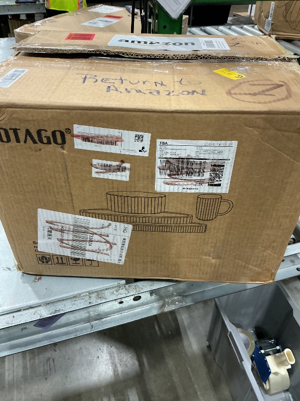 View 3 of [DAMAGED] OTAGO 24-Piece Dinnerware Set for 6