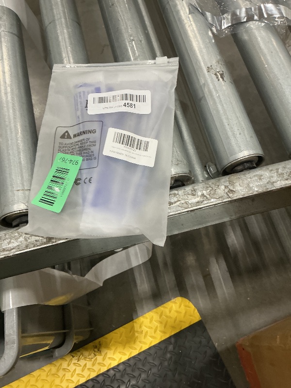View 2 of 10 Pack 3ml/cc Disposable Luer Lock Lab Syringes with 23Ga 1.5 Inch Needle
