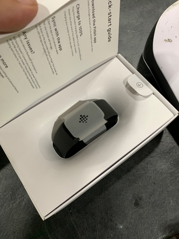 Photo 1 of Google Fitbit Charge 6 - Fitness Tracker