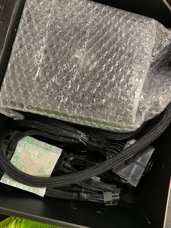Photo 1 of EVGA Supernova 850 P5 850W 80 Plus Platinum Fully Modular Power Supply