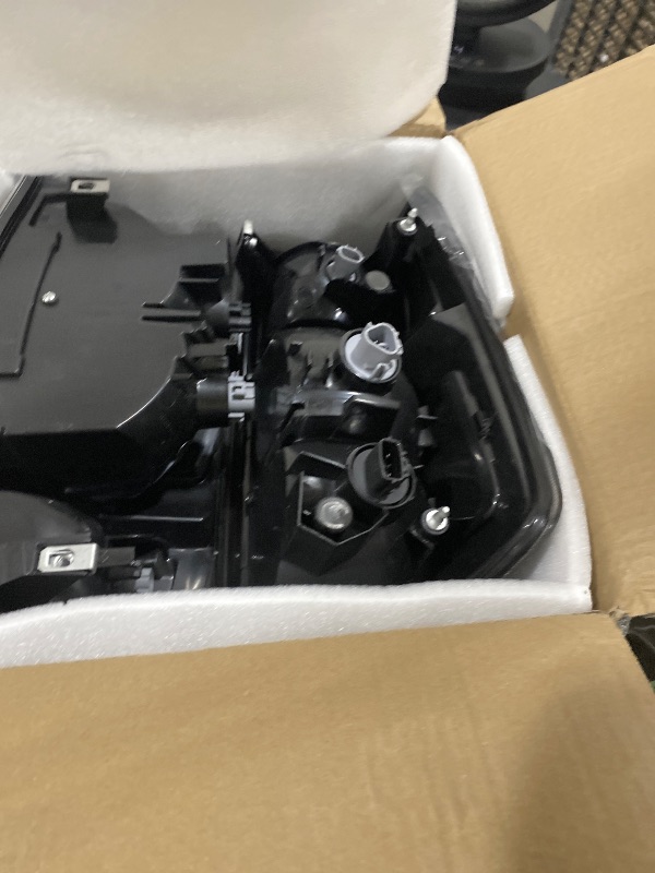 Photo 1 of CONLLCON Tail Light Assembly for 2016-2023 Toyota Tacoma