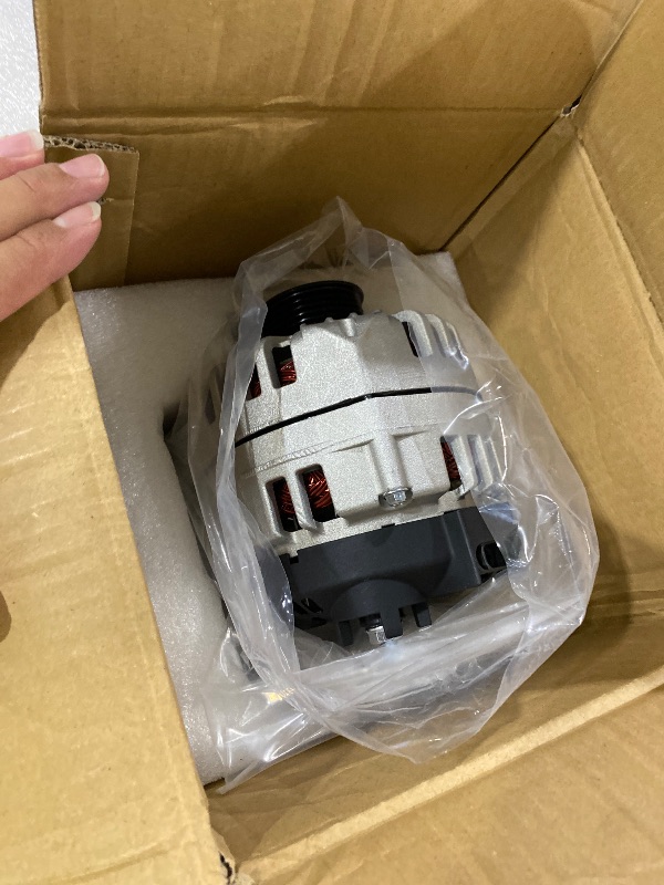 Photo 1 of GDSMOTU 11023 Alternator 105A 12V