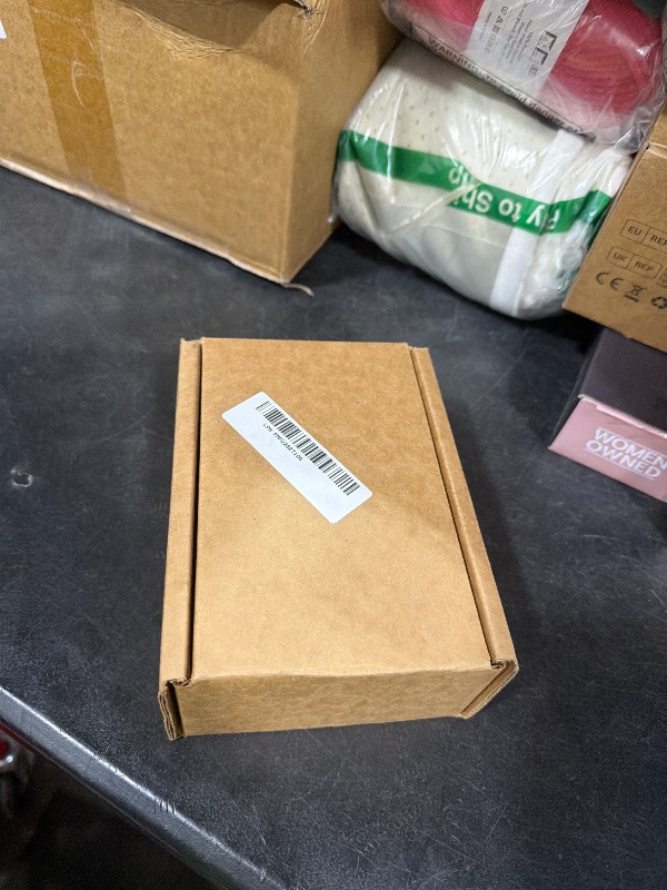 Photo 1 of Apple Watch SE (2nd Gen) Smartwatch1087013600 

