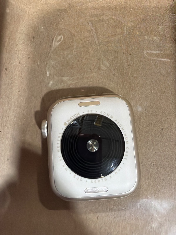 Photo 1 of Apple Watch SE (2nd Gen) Smartwatch1087013600 

