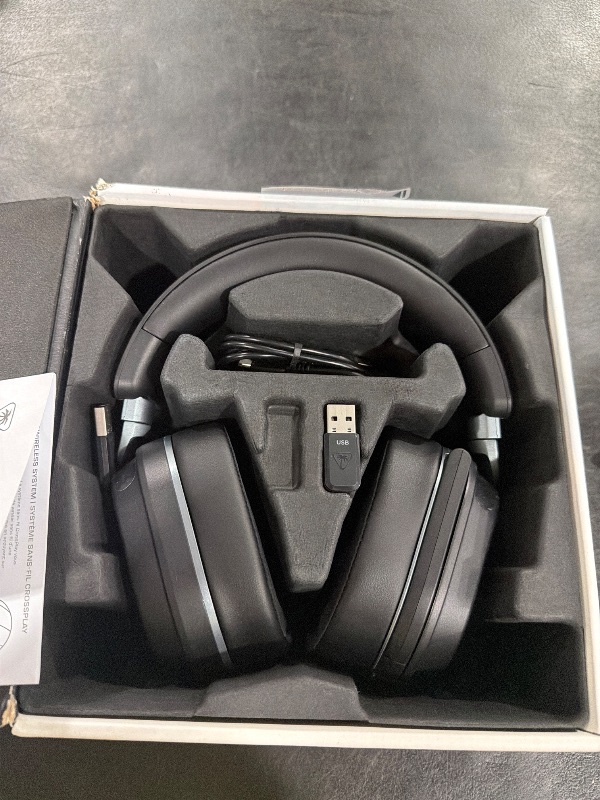 Photo 1 of Turtle Beach Stealth 700 Wireless Gaming Headset for Xbox, PS5, PC, Mobile