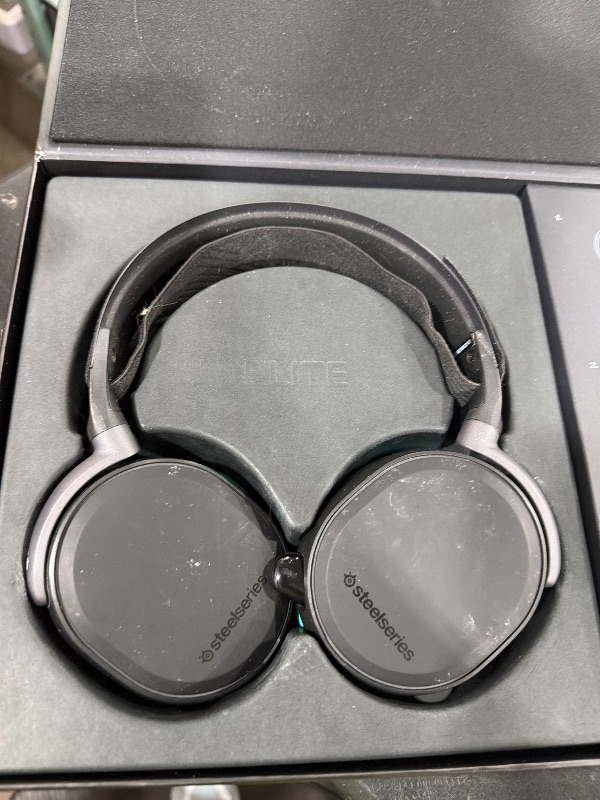 Photo 1 of SteelSeries Arctis Nova Elite Wireless Gaming Headset