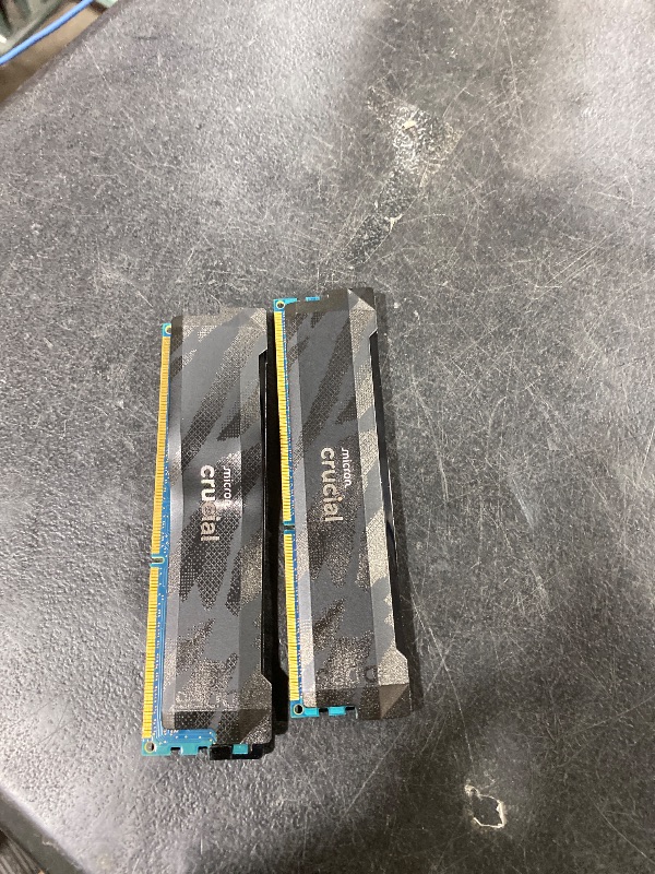 Photo 1 of Crucial Pro DDR5 RAM 32GB Kit (2x16GB) 6400MHz CL32 Black