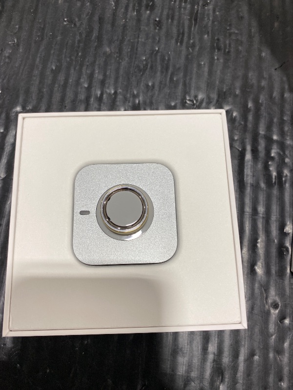 Photo 1 of Oura Ring 4 - Gold - Size 7