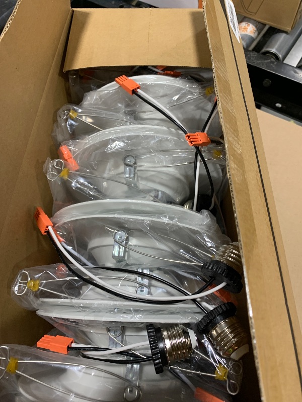 Photo 1 of Hoyasin 6 Inch LED Recessed Lighting (12 Pack)