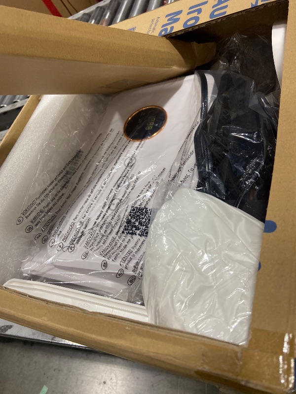Photo 1 of Airoflux Automatic Ironing Machine with Remote