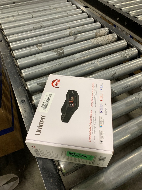 Photo 1 of Uniden R8W (new Model) Extreme Long Range Laser/Radar Detector, 360° Awareness, Directional Arrows, Wi-Fi, Bluetooth, GPS, Real-Time Voice Alerts, Red Light & Speed Camera Alerts, R/TACH App