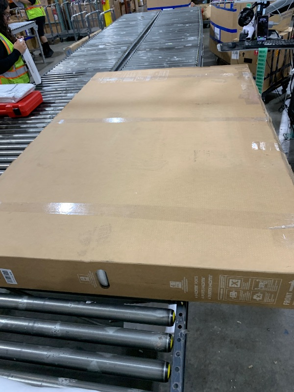 Photo 1 of Samsung 77-Inch Class OLED 4K S85F Series, Vision AI Smart TV (2025 Model, 77S85F) Object Tracking Sound Lite w/Dolby Atmos, NQ4 AI Gen2 Processor, Contour Design, Color Booster Pro, Alexa Built-in4120.