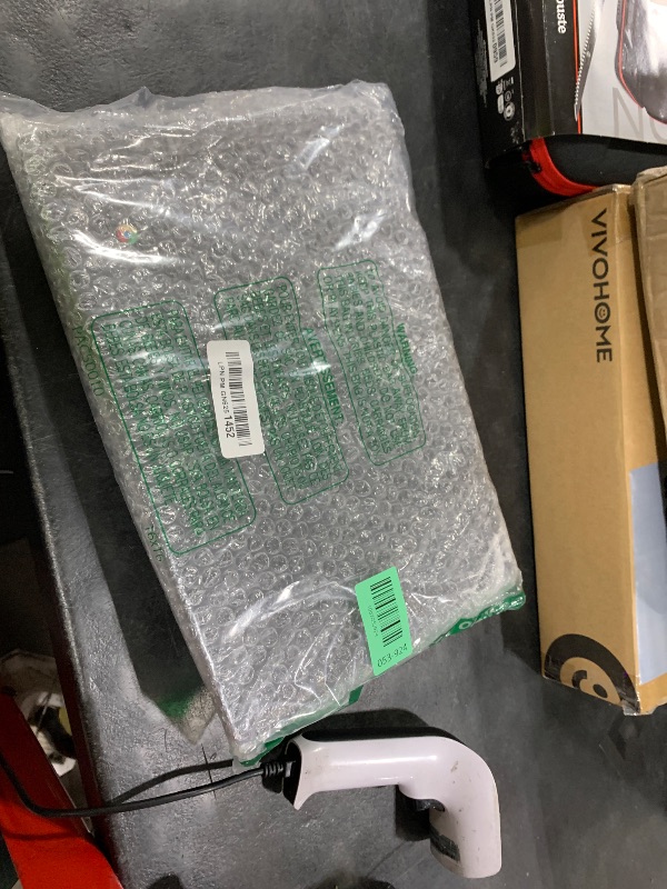 Photo 1 of Lenovo Chromebook S330 Laptop 14" FHD