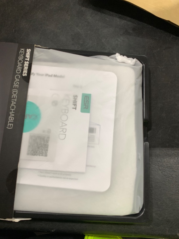 Photo 1 of ESR iPad Pro 13" Keyboard Case