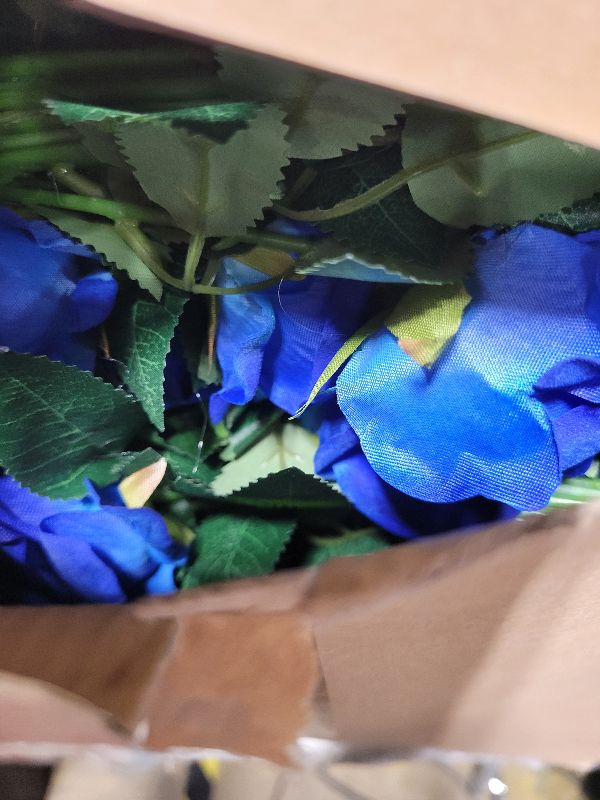 Photo 1 of 100 PCS Bulk Royal Blue Artificial Flowers, Fake Velvet Blue Roses W/ Stems