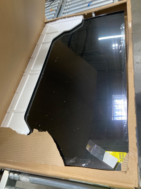 Photo 1 of *************broken screen -no returns , no refunds*************Samsung 50-Inch Class Crystal UHD U8000H Series Samsung Vision AI Smart TV (2026 Model, 50U8000H) Crystal Processor 4K, Endless Free Content, Motion Xcelerator, Color Booster, Alexa Built-in