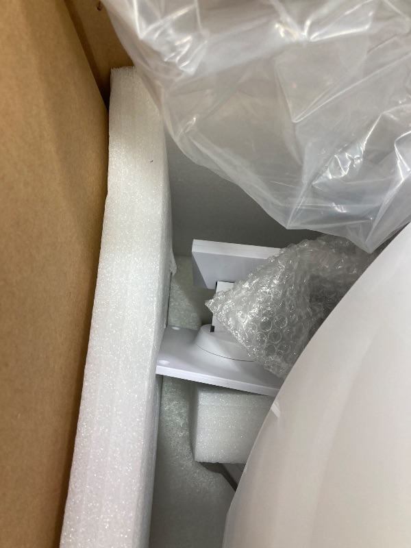 Photo 1 of **Missing Software and Hadware**Skin Analysis Machine Professional - 21.5" HD Display, AI-Powered Facial Scanner for Salons & Spas,Product recommendations, 8-Spectral Imaging (Acne/Pigmentation/Wrinkle Detection), Multi-Language