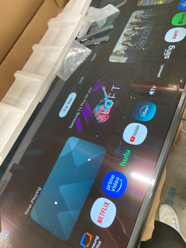 Photo 1 of ***NO RETORN***Samsung 55-Inch Class Crystal UHD U8000F 4K Smart TV (2025 Model) Endless Free Content, Processor, MetalStream Design, Knox Security, Compatible with Alexa