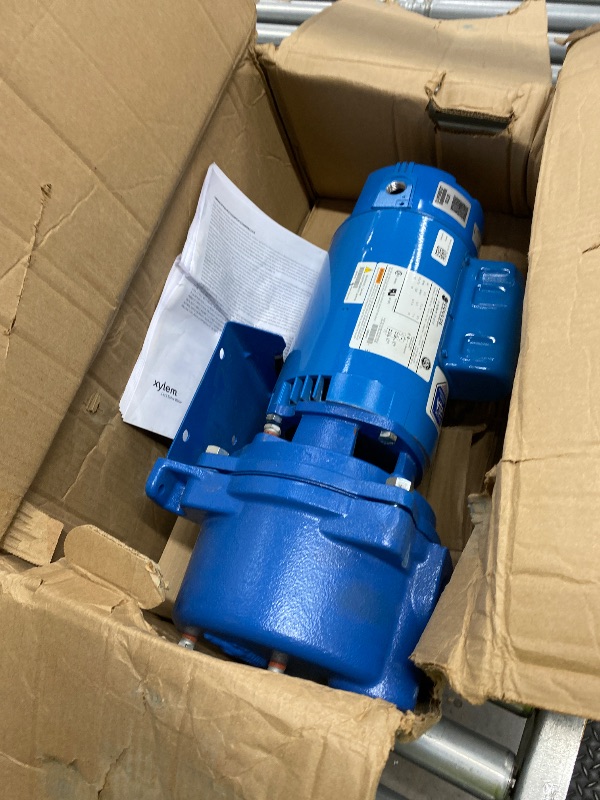 Photo 1 of **** HEAVY***** GOULDS Pumps GT20 IRRI-Gator Self-Priming Single Phase Centrifugal Pump