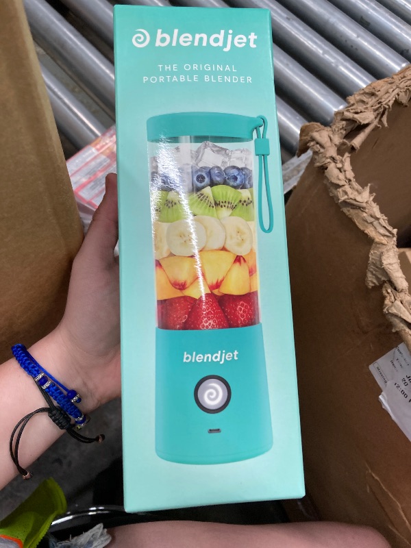 Photo 1 of ***PARTS ONLY***BlendJet 2 Portable Blender for Smoothies & Shakes - BlendJet Cordless Personal & Small Blender, USB-C Rechargeable & Self Cleaning - (Mint, 16 oz.)