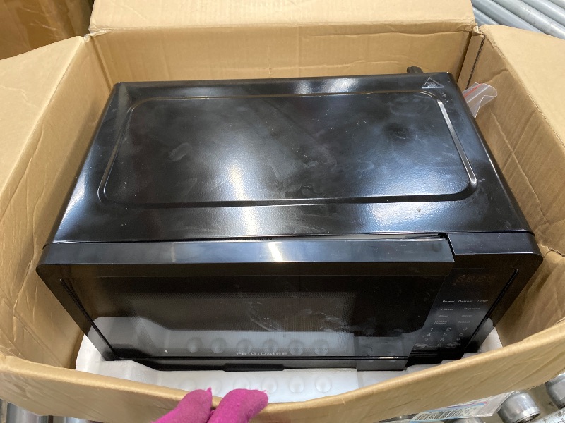 Photo 1 of ***DAMAGED -NON-FUNCTIONAL SELLING AS PARTS ONLY FRIGIDAIRE EMW733BLACKAMZ 0.7 Cu. Ft. Microwave, Black