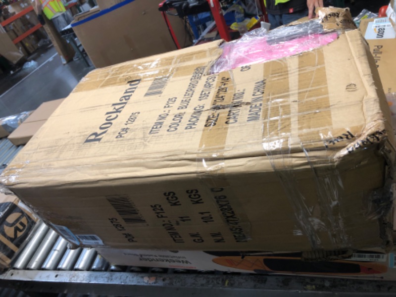Photo 1 of ***MISSING PARTS MAAJOR DAMAGE***
Rockland Fashion Softside Upright Luggage Set, Expandable, Pink, 4-Piece (14/19/24/28)