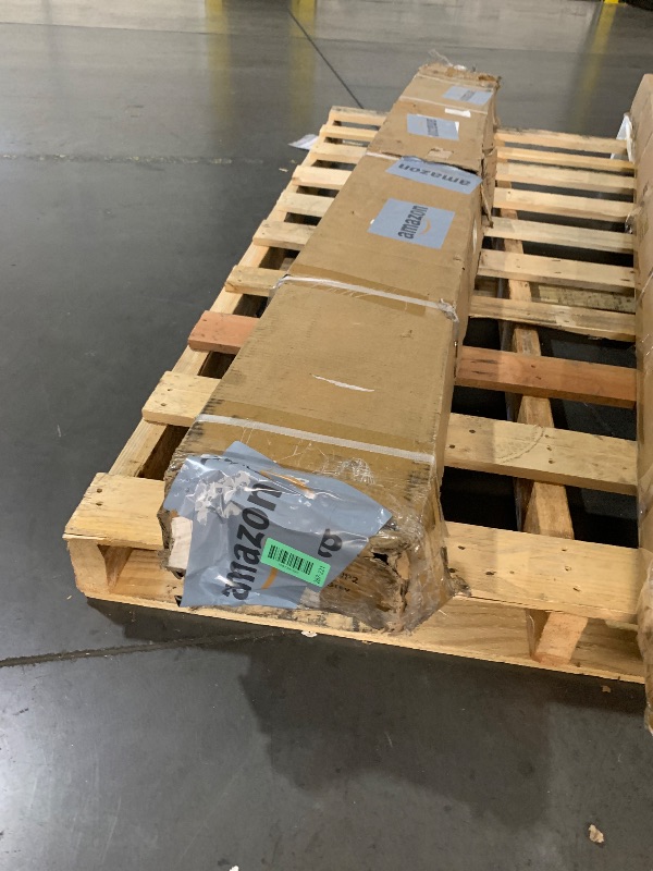 View 2 of ***PARTIAL SET FOR PARTS***
Large Outdoor Aluminum Pergola parts