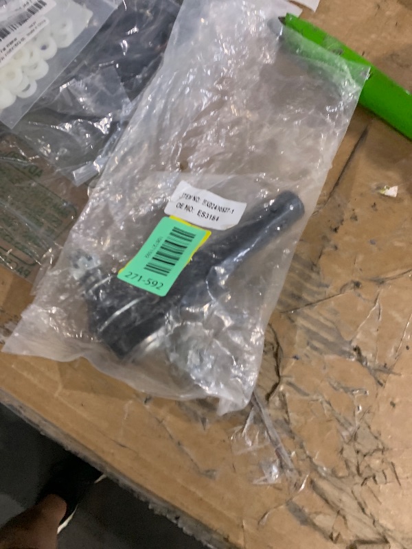 Photo 1 of ***ONLY ONE ***
Detroit Axle - Front 2pc Tie Rods for 04-07 Chevy Colorado GMC Canyon, 06 Isuzu i-280 i-350, 2 Outer Tie Rod End Links 2004 2005 2006 2007 Replacement