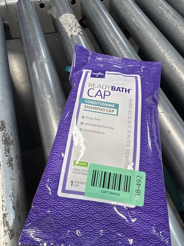 Photo 1 of (EA) Scented ReadyBath Shampoo Caps