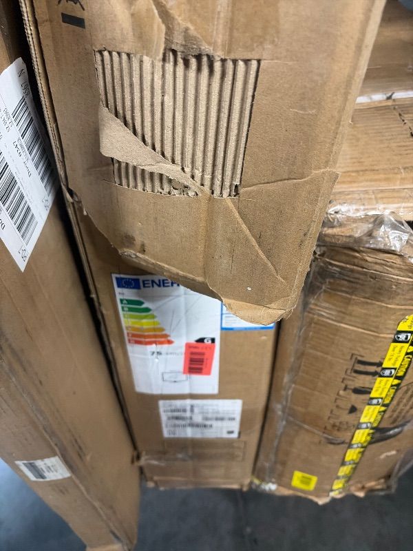 View 4 of ***STOCK PHOTO FOR REFERENCE ONLY***

LED UHD Smart Fire TV