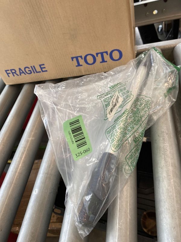 Photo 1 of [MISSING PARTS] DSV Standard Professional Window Squeegee | 2-in-1 Window Cleaner Sponge and 10" Soft Rubber Strip with Extension Pole 50 Inch & 127 cm | Adjustable to Clean from Multiple Angles