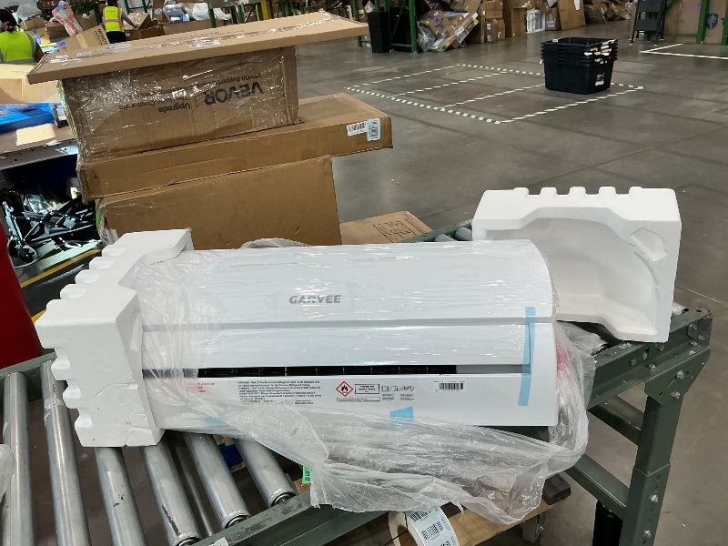 View 5 of 12000BTU Mini Split AC/Heating System, 19 SEER2 115V