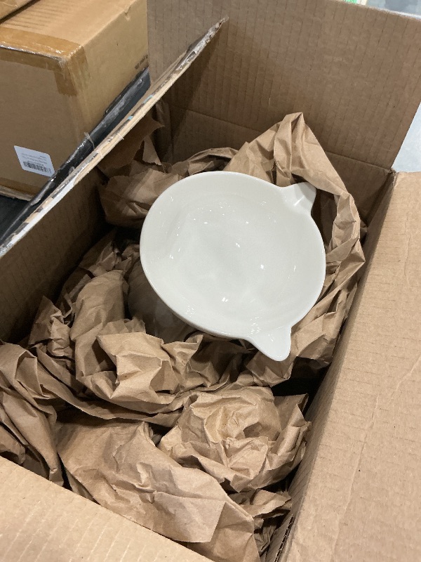 View 3 of [DAMAGED] Wellbro Ceramic Raised Cat Bowl - White