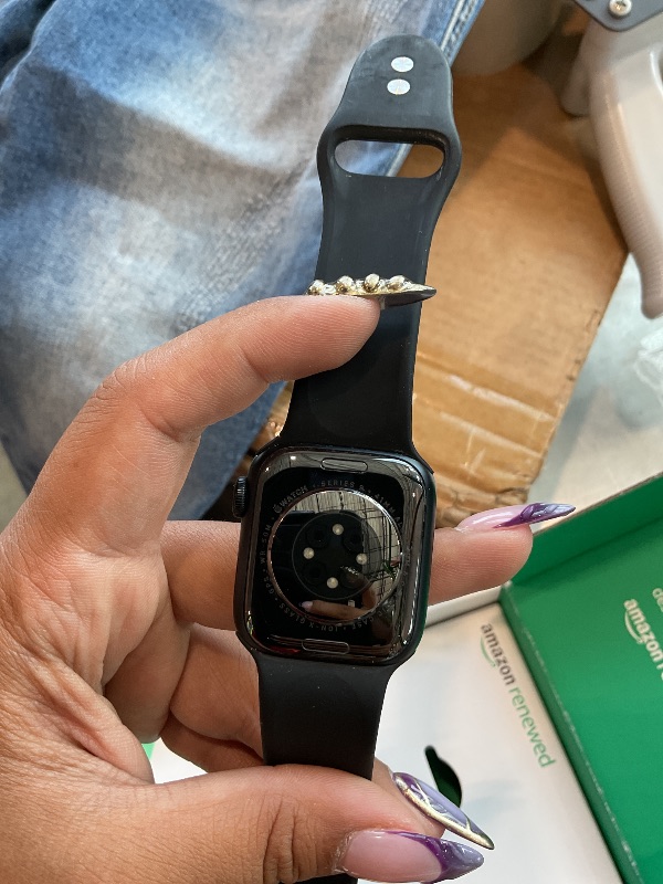 View 7 of [LOCKED] Apple Watch Series 9 [GPS, 41mm] - Midnight Aluminum Case with Midnight Sport Band S/M (Renewed Premium)