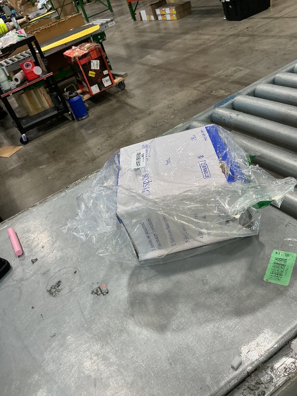 View 2 of 100 Pack 5ml Lab Syringes with 22Ga 1.25" Needle