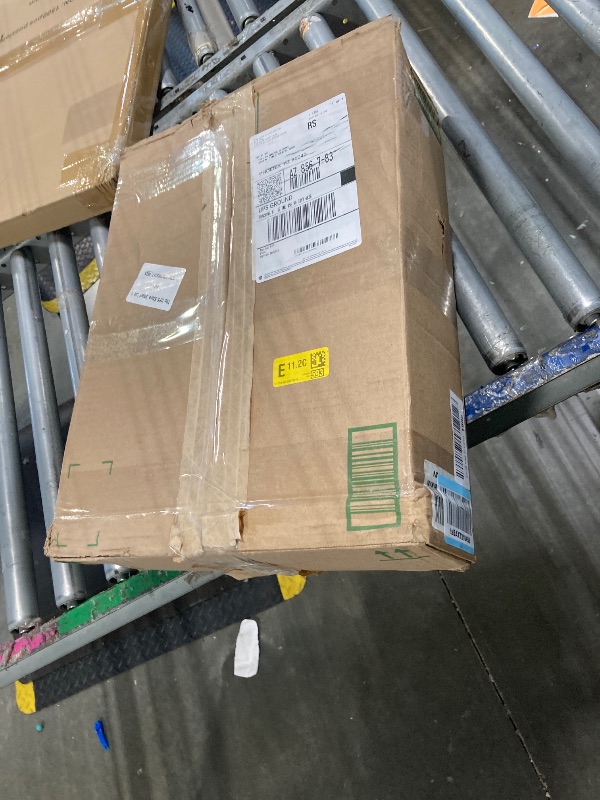 Photo 1 of ***MISSING PARTS TO PUT TOGETHER/// SOLD FOR PARTS/// FINAL SALE****Forearm Crutches for Adults,Open Cuff,Handle with Light Reflector,Foldable and Height-Adjustable Elbow Crutches,High Density Sturdy Aluminum,A Pair, Black