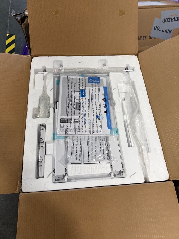 Photo 1 of ***SIMILAR ITEM***
Midea 5,000 BTU EasyCool Small Window Air Conditioner - Cool up to 150 Sq. Ft. with Easy-to-Use Mechanical Controls and Reusable Filter, Perfect for Small Bedroom, Living Room, Home Office