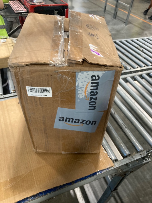 Photo 1 of ***SIMILAR ITEM***
Amazon Basics Multipurpose Copy Printer Paper, 20 lb, 8.5 x 11 Inches, 10 Reams (5,000 Sheets), 92 Bright White