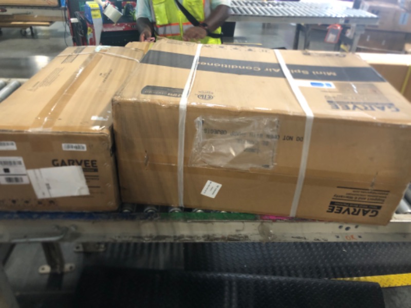 Photo 1 of ** TWO BOX / FACTORY SEALED *** Garvee SEER 22 12000BTU 115V Mini Split Air Conditioner | Energy-Efficient Inverter AC System with WiFi, Remote Control & Easy Installation Kit for Rooms Up to 750 Sq.Ft
