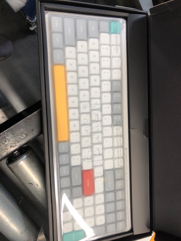 View 2 of ***DOES NOT WORK***FOR PARtS ONLY***


nuphy Air96 V2 Wireless Mechanical Keyboard - White