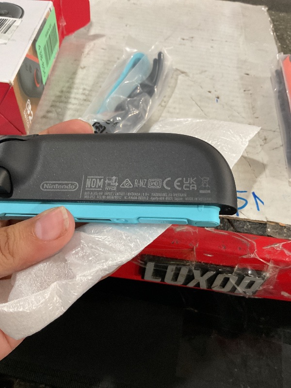 View 5 of ***MISSING PARTS***
Nintendo Joy-Con 2 Controllers (L/R)