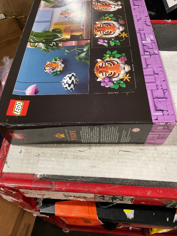 View 2 of ** factory sealed **
LEGO Art The Fauna Collection – Tiger, Building Set for Adults 18+ - New Home or Housewarming Gift Idea - Collectible DIY Kit for Men and Women Who Enjoy Arts and Crafts - 31217