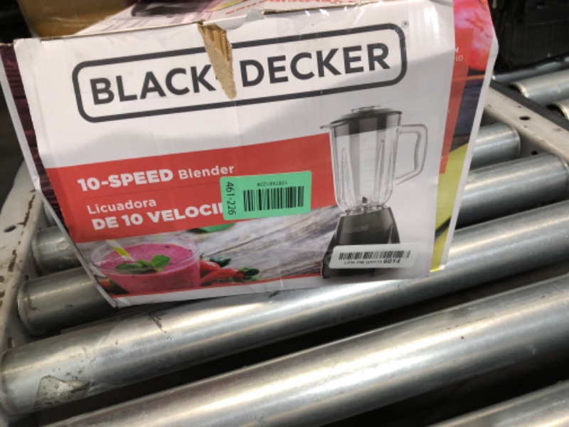View 3 of ****HEAVILY USED , PARTS ONLY ***** NO CUPBLACK+DECKER BL2010 Standard Blender, 10-Speed + Pulse, 5 Cup, Glass Jar - Black